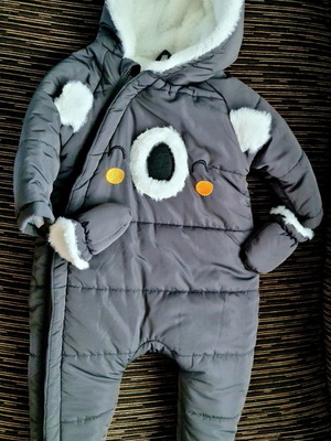 Baby jumpsuit unisex 6-9 months like new