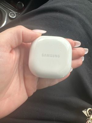 Samsung Galaxy Buds 2 like new authentic