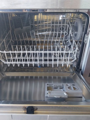 Πλυντήριο πιάτων άνω πάγκου Bosch Inox σαν καινούργιο