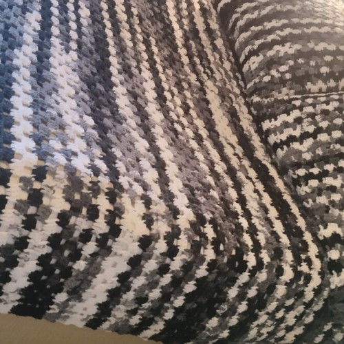 Handmade knitted wool blanket with two pillowcases, like new