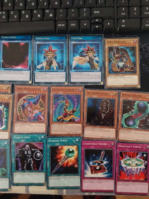 yugioh toy deck Yu-Gi-Oh! The Chronicles: The Fallen & The Virtuous (All-Foil) Deck main image 1