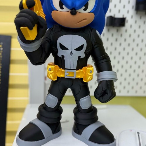Punisher Sonic figure new, 22 cm height