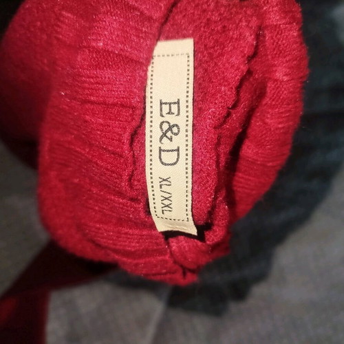 E&D Long Asymmetric Sweater like new, burgundy, size XL/XXL