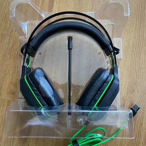 Razer Electra v2 USB headset used