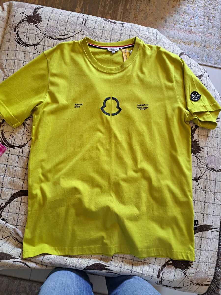 Moncler men's T-shirt like new, yellow,… - € 55,00 - Vendora.cy