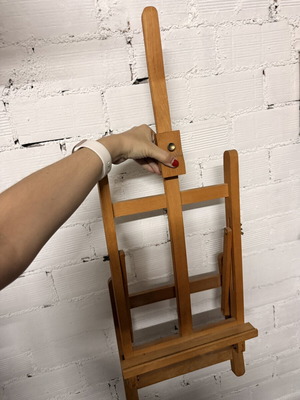 Tabletop painting easel, unused