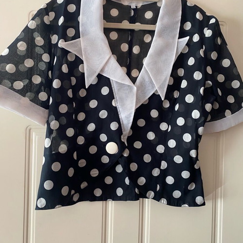 Short jacket with large polka dots, like new, XXL