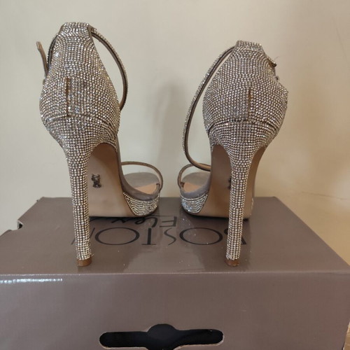 Steve Madden sandals used with rhinestones gray silver size 41