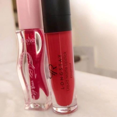 Lip gloss set with two new red lip glosses
