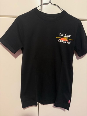 Scotch & Soda T-shirt like new, black, size 12 years