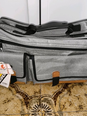 Handbag like new, gray, dimensions 30x40 cm