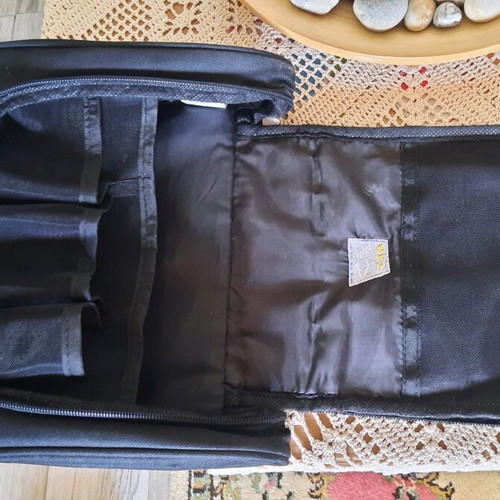 Travel pouch like new, black