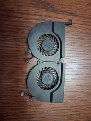 MacBook Pro 15" Unibody A1286 fan pair used