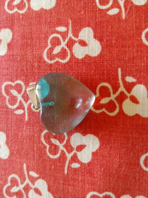 Heart blue pendant necklace new, glass with steel