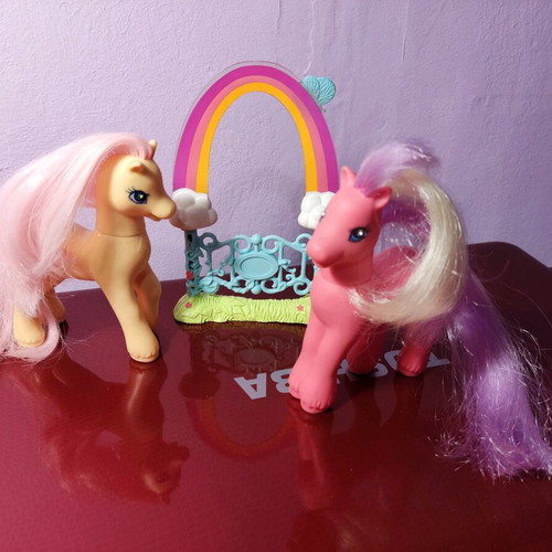 My Little Pony Hasbro 1998 collectible figures like new