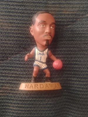 NBA collectible figure used, very good condition