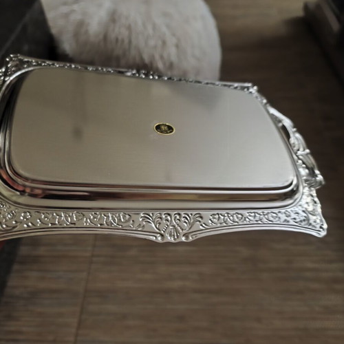 Vintage tray like new with perfect design