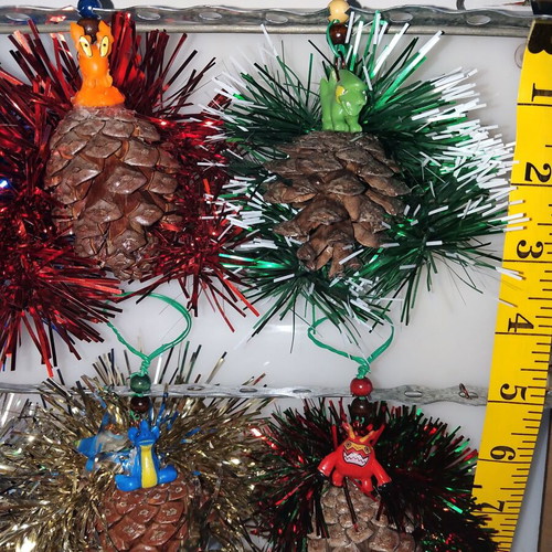 Pinecone Christmas ornaments new, pack of 12, natural decoration