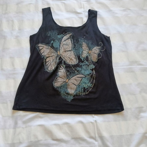 Derpouli Late Edition black top with butterflies like new