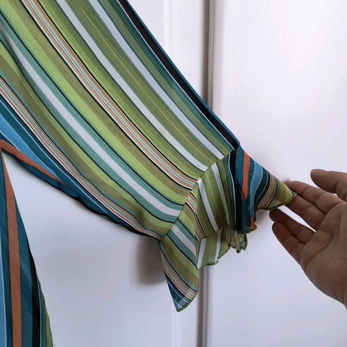 Women's shirt new, striped with long sleeves and ruffles