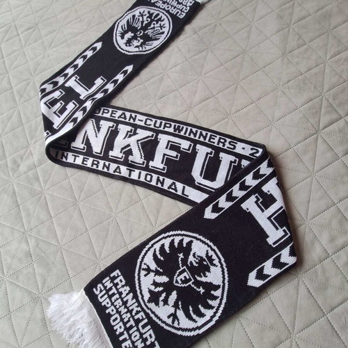 Eintracht Frankfurt fan scarf European Cup Winners 1980 & 2022 like new