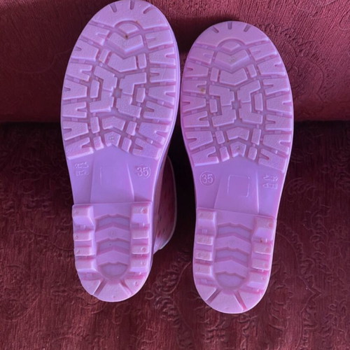 Pink galoshes like new, size 35, boots