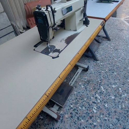 Professional sewing machines used, Yuki, Clompal automatic, Yiamato three-thread