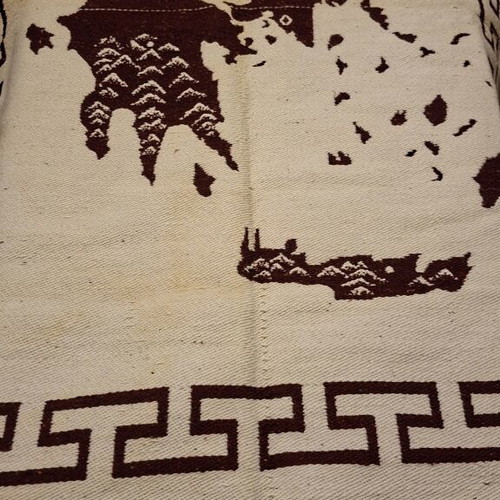 Traditional woven kilim 130 x 180 cm like new