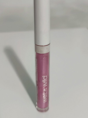 Wet and Wild lip gloss new, pink summer shade with glitter