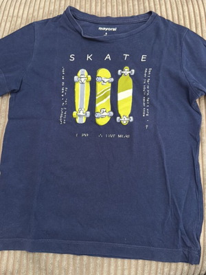 Mayoral T-shirt used, size 110 cm, 5 years