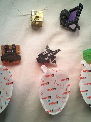 Φιγούρες Minecraft Kinder Joy