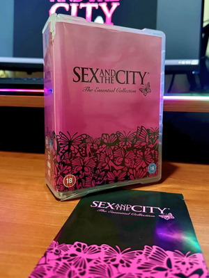 Sex and The City πλήρης συλλογή DVD μεταχειρισμένη, σεζόν 1-6 με bonus δίσκο