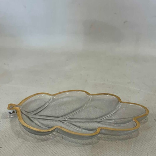 Set of 6 vintage glass serving plates used, leaf shape 16x11