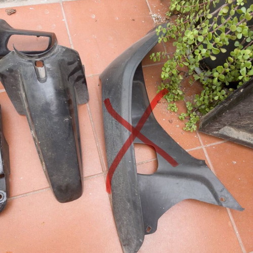 Honda Astrea Grand plastic parts used, need painting
