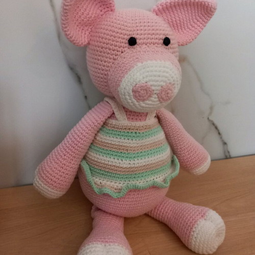 Amigurumi pig large new, handmade knitted doll