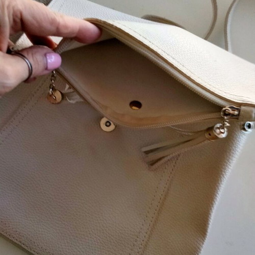 Women's backpack in beige/cream color like new