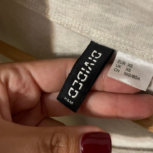 H&M Crop Sweatshirt like new, size XS
