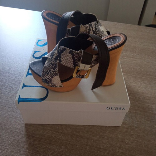 Gioseppo platforms like new with snake print, size 40