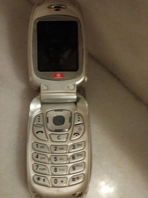 Samsung SGH-T319 unused without battery, gray