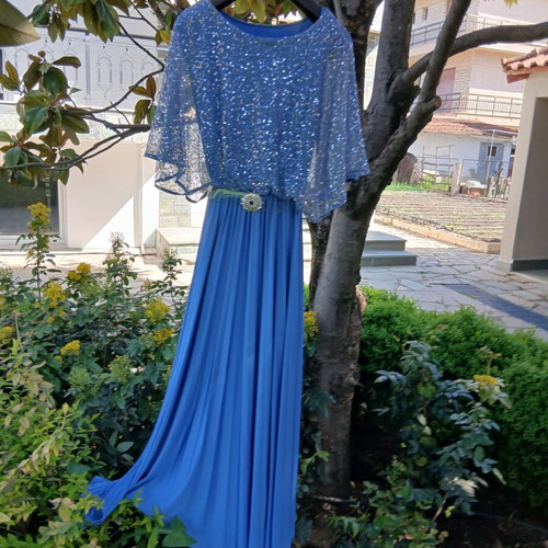 Dress for special occasions like weddings, like new, blue turquoise