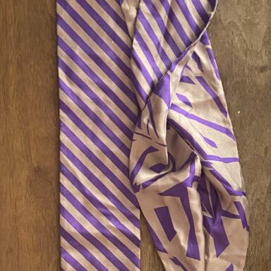 Gucci long silk skinny scarf purple beige gold like new