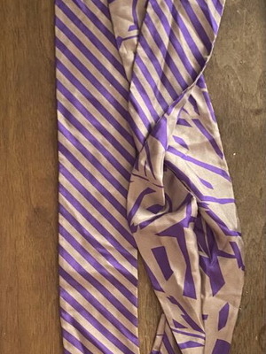 Gucci long silk skinny scarf purple beige gold like new