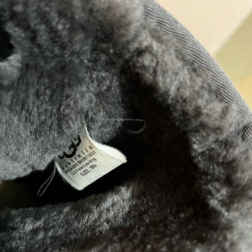 Ugg Australia boots gray size 40 like new
