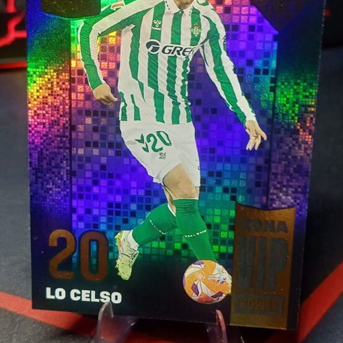 Panini Megacracks La Liga 2025/26 Giovani Lo Celso VIP Power card like new