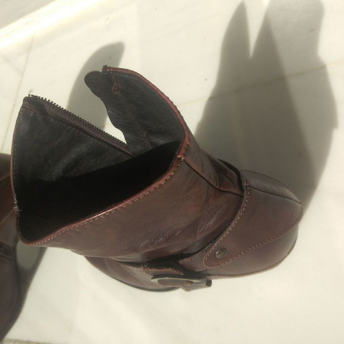 Women's brown ankle boots size 38 like new, leather