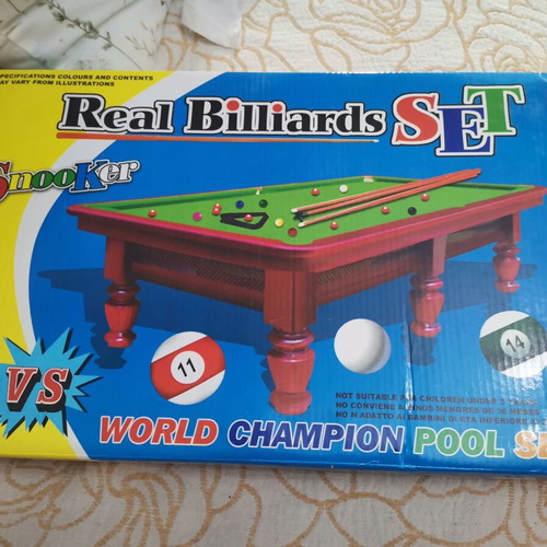 Small Tabletop Billiards Set used for Children
