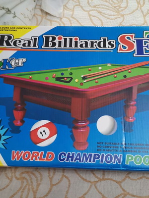 Small Tabletop Billiards Set used for Children