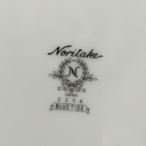 Noritake Bluetide 2256 dinner plates set of 4 used, Japan