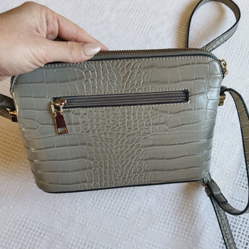 Maxfly shoulder bag like new, grey croc faux leather