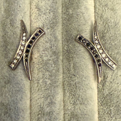 Jenavi silver earrings new, black and silver